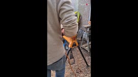 'Supremely skilled woodworker uses recycled wood to make an amazing abstract sculpture'