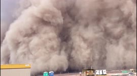 Large sandstorm triggers warning as it engulfs Chilean city