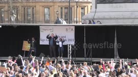 Hundreds attend rally in London after government backs British Sign Language Bill