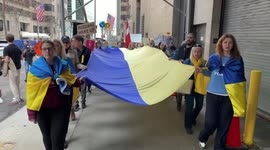 New York: Ukraine supporters march to Fox News  headquarters chanting “Save our children”