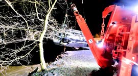 Ford F-150 drives itself into Shamokin Creek, Tharptown, Coal township, Pennsylvania