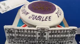 Cakes To Celebrate The Queen