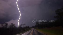 Massive lightning strike caught on camera in slow-motion in Texas