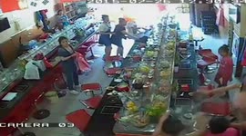 Customer throws boiling soup over pregnant waitress in China restaurant