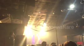 Angry crowd react to Libertines gig being postponed