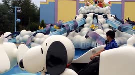 Snoopy flies - Universal Studios Japan @ Osaka 2015