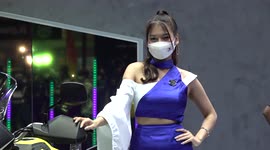 Pretty Thai models pose with latest cars at Bangkok Motor Show