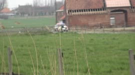 At high speed off the track, rally car can resume its way with good luck