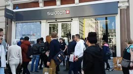Swatch store in Oxford Circus forced to close over health and safety following surge of shoppers seeking