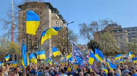 London protesters show support for Ukraine