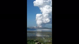 Philippines: Evacuation Order Issued After Taal Volcano Eruption 2