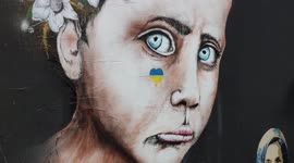 Murals in support of Ukraine go up in French capital