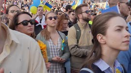 Front view of crowd at London Stands with Ukraine: March and Vigil in Trafalgar Square