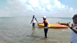 Indian boy swims to Sri Lanka and BACK in 20-hour marathon of endurance