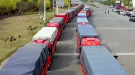 Dozens of trucks deliver 1,000 tonnes of supplies to Shanghai, a city in lockdown