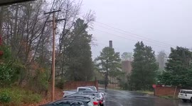 US: Sirens Blare Through Central Virginia Amid Tornado Warning