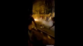 Sri Lankan protesters trying to storm the president's residence in Colombo