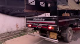 Long Fuel Queues at Sri Lankan Fuel Filling Stations across the country