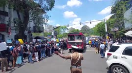 Sri Lanka: Apr 4 – ‘Go Home Gota’, ‘Rajapaksa Resign’ Protests Continue