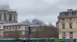 France: Bus Burns Near Notre Dame Sending Thick Black Smoke Into Paris Sky