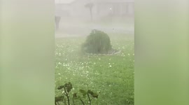 Giant hail the size of GOLF BALLS batters Florida
