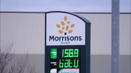 Petrol station forecourt price sign appears to go 'haywire' in Kent, UK