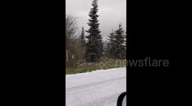 US: Cool Temps And Moisture Bring Springtime Snow And Hail In Washington