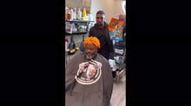 ‘That’s a tasty cut’: Instagram star creates crazy FOOD-THEMED hair styles – using SAUSAGES, NOODLES and BAKED BEANS Part Five