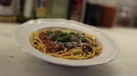Take a Trip to Italy With These Easy Slow Cooker Bolognese