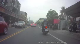 ROAD RAGE: Mad Driver Crashes Into Moped Rider For Revenge After Hurt Ego