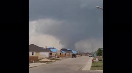 Texas tornado tatters Lone Star State