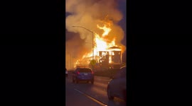 Huge blaze engulfs hotel under construction in Camarillo, California