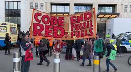Extinction Rebellion activists cause chaos at Shell HQ in London