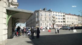 Ukrainian refugees using Poland train station