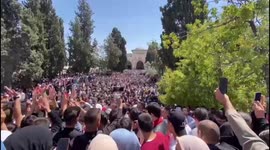 Over 150 wounded during violent clashes at disputed holy site in Jerusalem