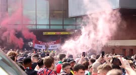 Glazers reportedly confident of staying on as Manchester United owners