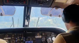 What landing at the 'world's most dangerous airport' looks like from the cockpit