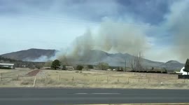 US: Evacuations Ordered In Flagstaff, AZ As Tunnel Fire Rapidly Spreads 4