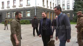 Leaders of Spain and Denmark meet Zelenskyy after touring destroyed town