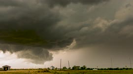 Incredible storm timelapses from Temple Texas on April 12th 2022