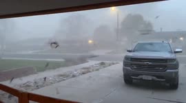 Severe thunderstorm with damaging winds strikes western Nebraska