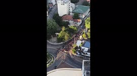 Sri Lanka: Anti-Gov’t Protesters Continue Marching In Colombo Despite Barricades