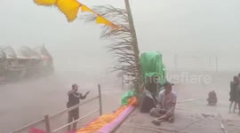 Powerful dust storm batters music show in Myanmar