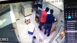 Roof fell down on medical employees in a hospital of northern India