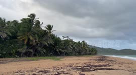 Playa en dia nublado Maunabo Puerto Rico