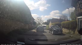 Caravan gets unhitched and bumps into parked car