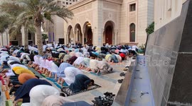 Dubai residents mark end of holy month of Ramadan with Eid al-Fitr prayers
