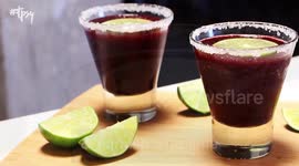 These blueberry margarita slushies are perfect for Cinco de Mayo celebrations