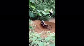 Female Bike Rider Linda Crashes Face-First in Unexpected Fall