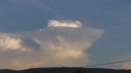 Rare cap-shaped pileus cloud forms in Tennessee